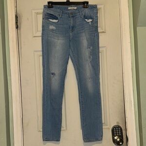 Levi's Classic Light Blue Jeans